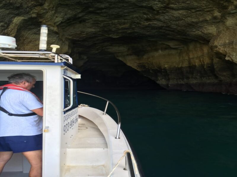 Portimao: Tour to the Benagil Cave. - Restrictions