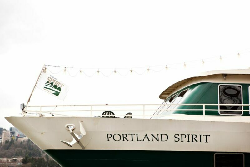 Portland: 2-hour Lunch Cruise on the Willamette River - An Overview of the Portland Lunch Cruise Experience