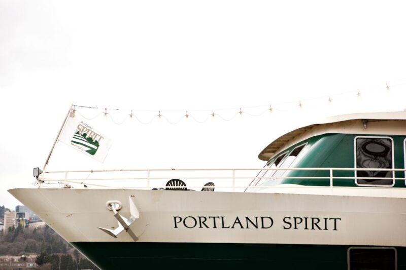 Portland: 2-hour Lunch Cruise on the Willamette River - Cruise Highlights