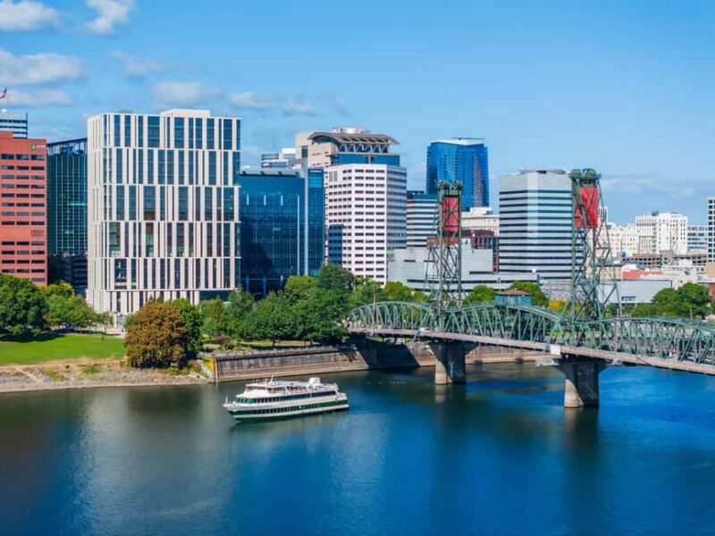 Portland: Brunch Cruise on Willamette River - Authentic Traveler Insights
