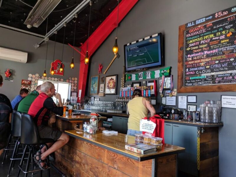 Portland Craft Beer Tour (East Side) - Living Haus Beer Company