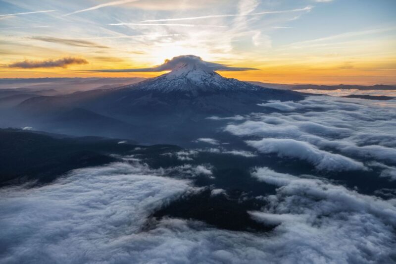 Portland: Flightseeing Tour Mount Hood - Arrival and Check-in