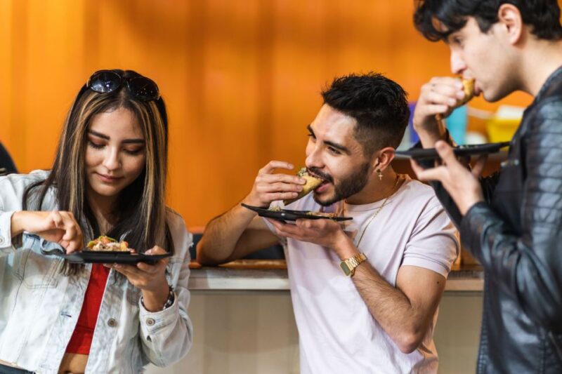 Portland: Guided Foodie Walking Tour With Food and Drinks - Small Group Size