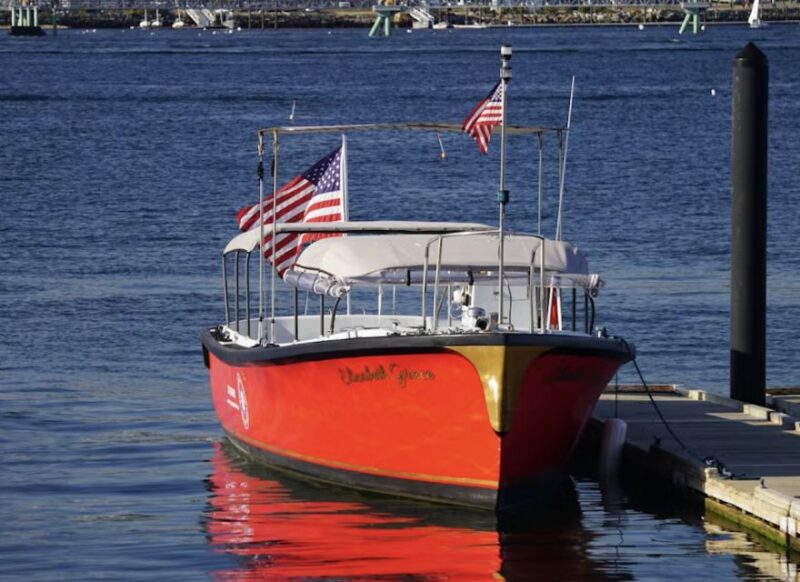 Portland: Maine Lighthouses Sightseeing Cruise With Drinks - Experience Highlights