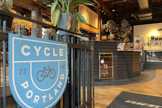 Portland Oregon Foodie Field Trip By Bike and E-bike - Food and Drink Highlights