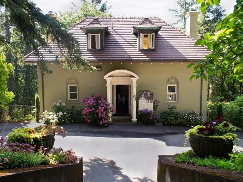 Portland: Pittock Mansion Entry Ticket - An In-Depth Look at the Pittock Mansion Experience