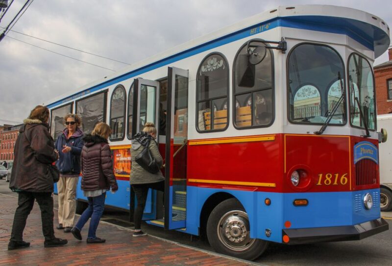 Portland: Trolley City Tour With Portland Head Light Stop - Inclusions and Meeting Point