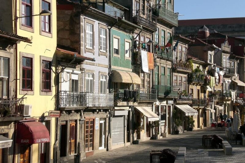 PORTO: 1 Day Tour to the Capital of Northern Portugal - Inclusions and Exclusions