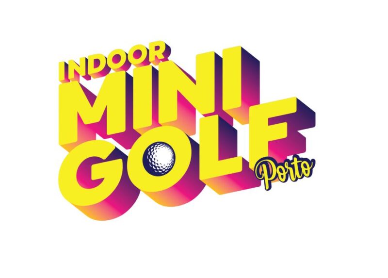 Porto: 18-Hole Indoor Mini Golf Ticket With UV Light Courses - Included Amenities
