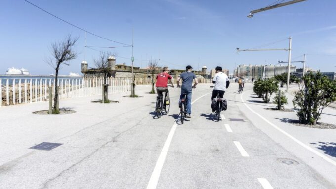Porto: 3-Hour Electric Bike Tour - Guided Tour With Local Insights