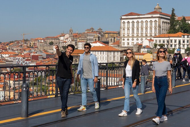 Porto 360°: Helicopter Flight, Guided Walking Tour & River Cruise - Accessibility