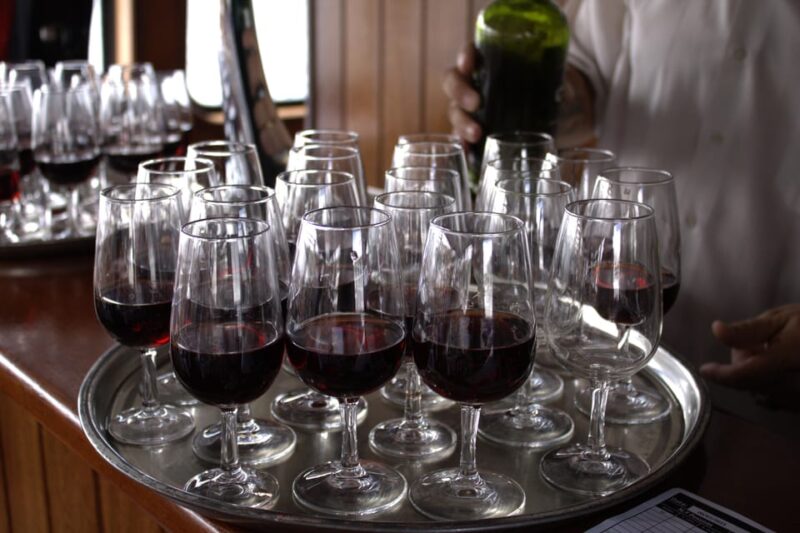 Porto: 6 Bridges Douro Cruise With Dinner and Live Fado - Cultural Significance