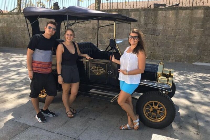 Porto and Foz: Private Douro City Tour in Electric Ford - Customer Ratings and Feedback