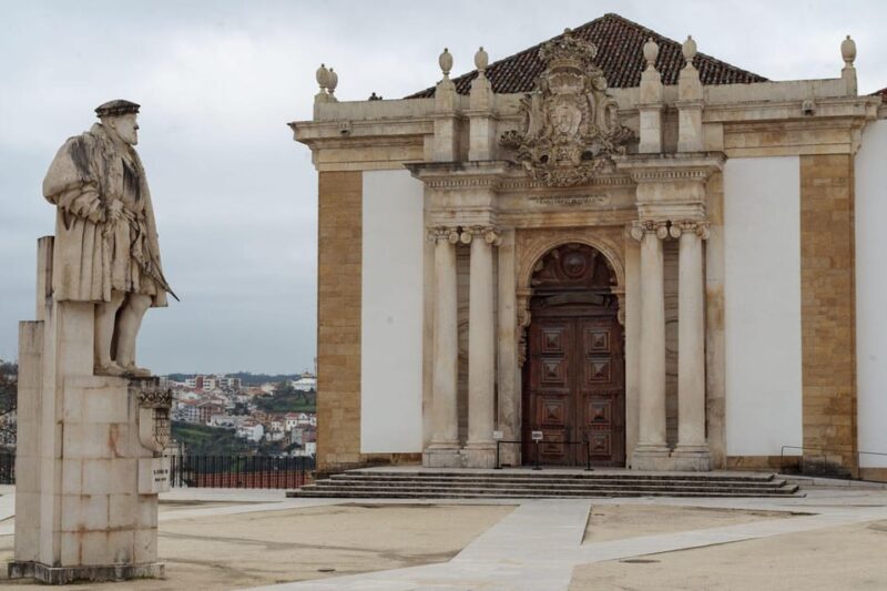 Porto: Aveiro & Coimbra Private Tour, With Bairrada Lunch - Guided Tour of Coimbra