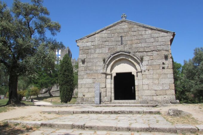 Porto: Braga & Guimarães Full Day Tour - Availability