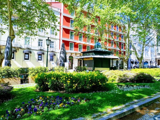 Porto - Braga - Guimarães - Porto Private Tour Half Day - Optional Attraction Visits