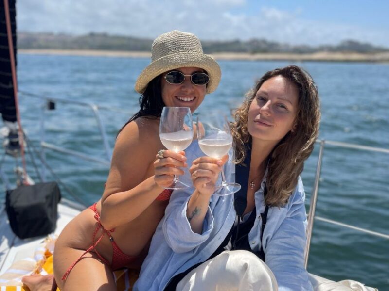 Porto: Charming Sailboat Cruise - Language Options
