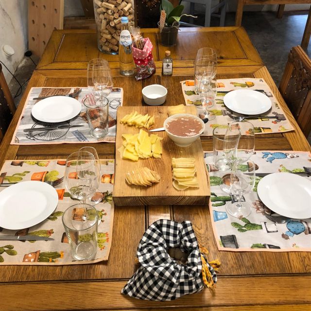 Porto: Cheese and Port Wine Tasting in a Unique Place - Tasting Details