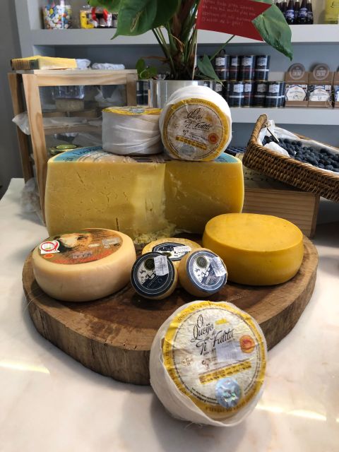 Porto: Cheese and Port Wine Tasting in a Unique Place - Sensory Journey Through Flavors