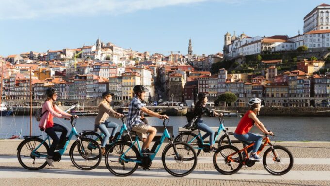 Porto: City Highlights 3-Hour Guided Electric Bike Tour - Important Information