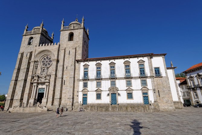 Porto City Tour With River Cruise Including Lunch and Wine Tasting - Douro River Cruise