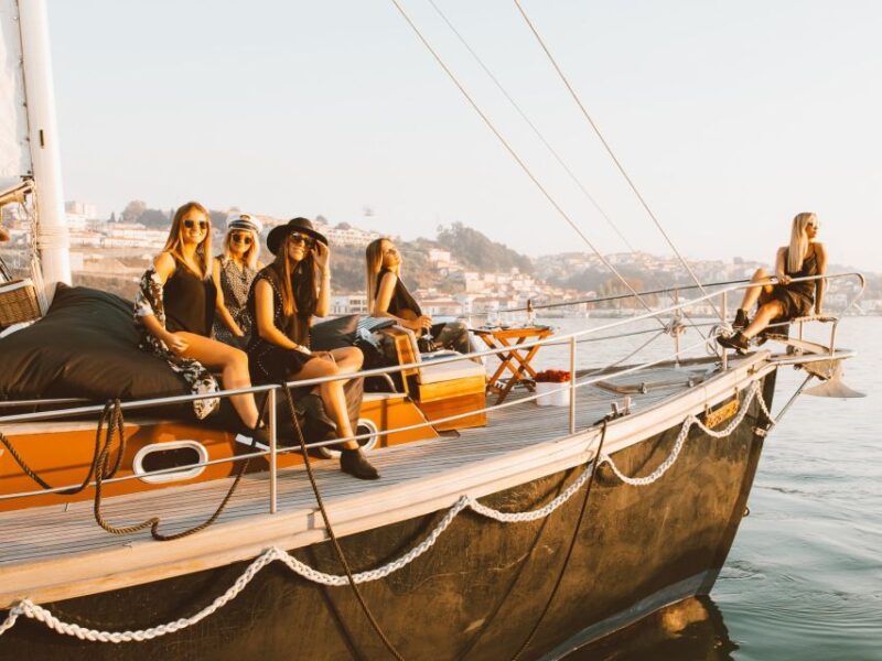 Porto: Classic Boat Tour - Booking Details