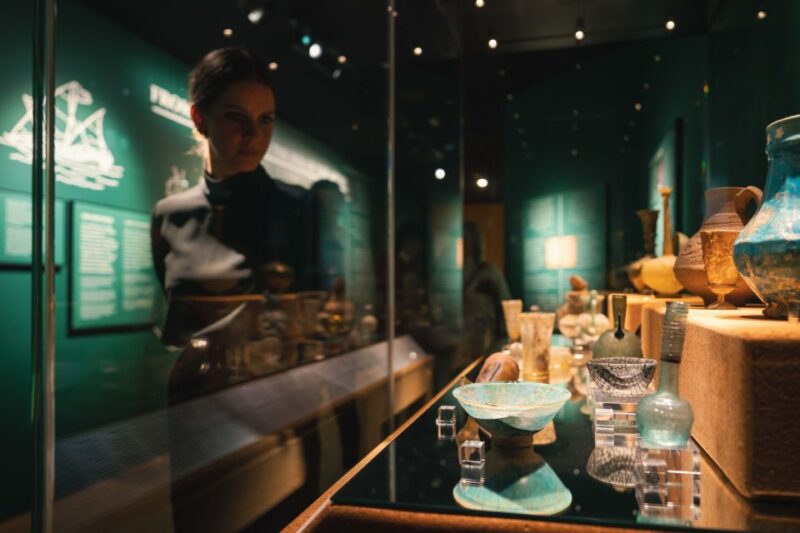 Porto: Combined Ticket for WOW Cultural District - Museum Opening Hours
