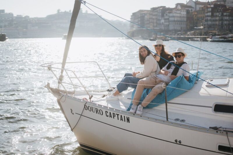 Porto: Daytime or Sunset Sailboat Cruise on the Douro River - Inclusions and Amenities