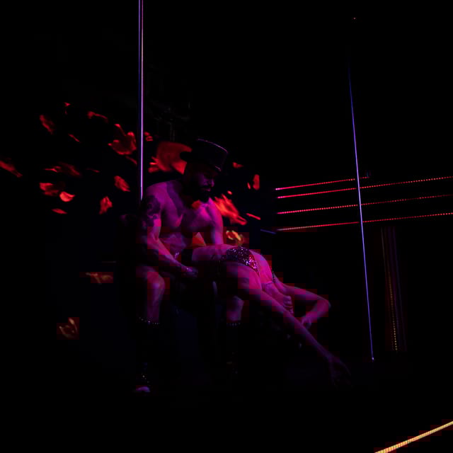 Porto: Dinner With Cabaret & Pole Shows - Frequently Asked Questions