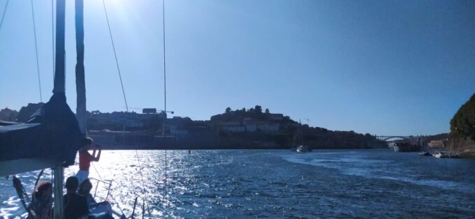 Porto Douro River Boat Tour - Meeting Point