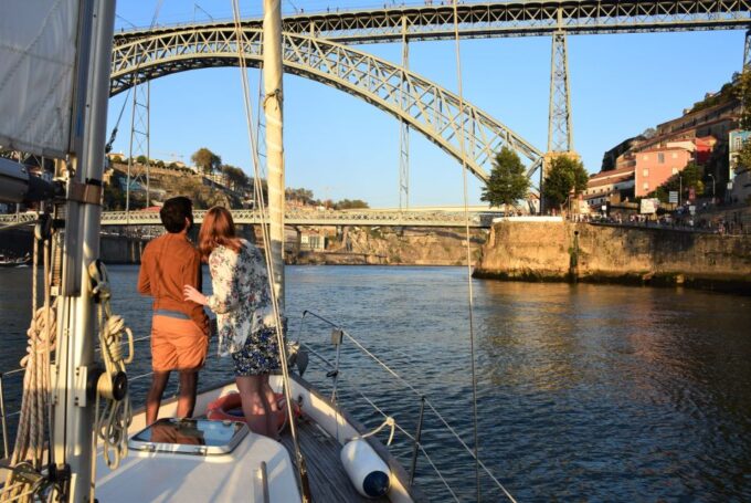 Porto: Douro River Sailing Cruise With Local Guide & Drinks - Frequently Asked Questions