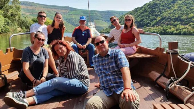 Porto: Douro Valley Tour With 2 Wineries, Cruise & Lunch - Scenic Landscapes