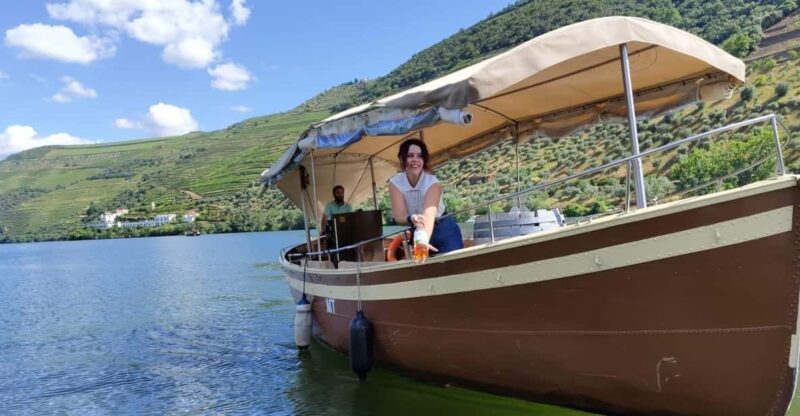 Porto: Douro Valley Wine Tour, Private Cruise & Winery Lunch - Wine and Culinary Highlights