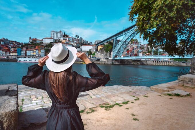 Porto: Express Walk With a Local in 60 Minutes - Recap