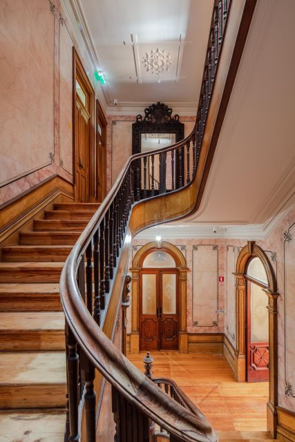 Porto: Fado Concert in One of Portos Most Beautiful Houses! - Venue and Atmosphere