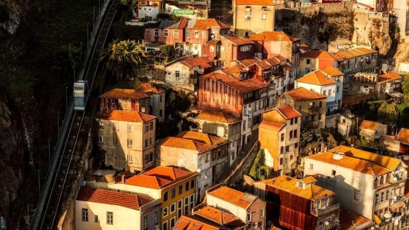 Porto Fado Night Show + Dinner - Meeting Point and Pickup
