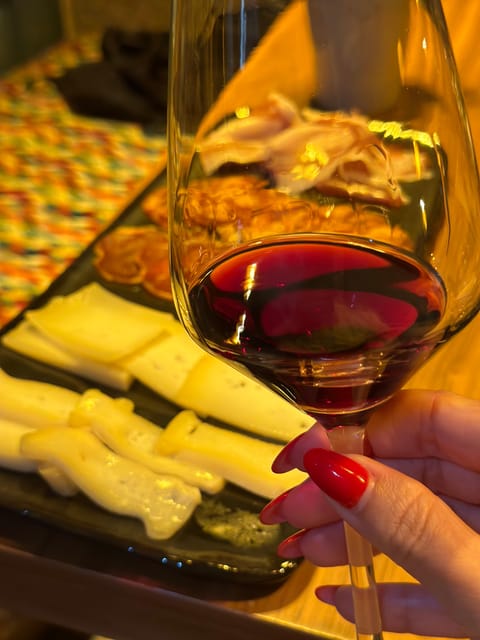 Porto: Food Walking Tour With Tastings and Wine - Cancellation and Payment Policy