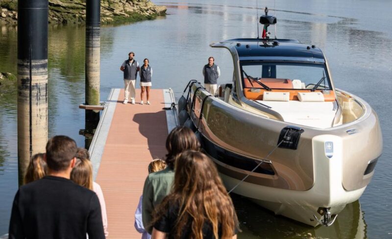 Porto: FULLDAY Private Luxury Yacht in the Douro - Route and Sights