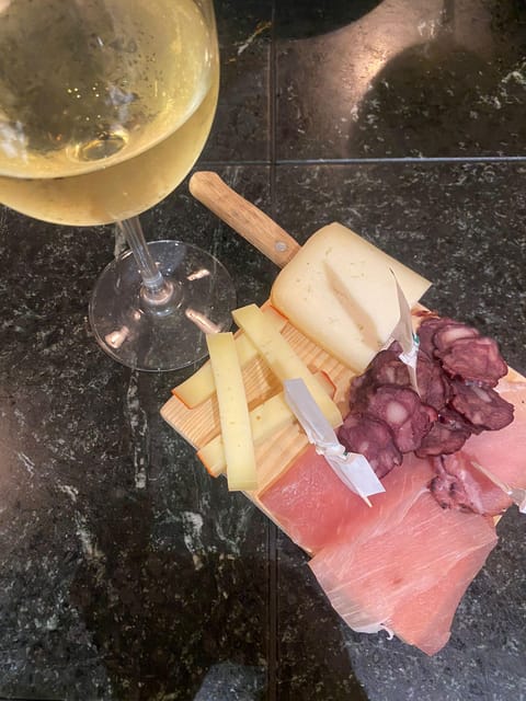 Porto Gourmet Private Food & Wine Tour With a Sommelière - Payment & Cancellation