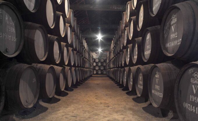 Porto: Grahams Port Lodge Tour & Vintage Room Wine Tasting - Booking and Cancellation