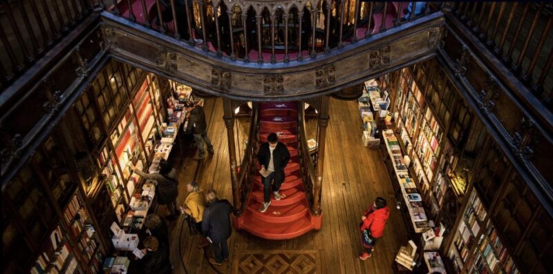 Porto: Half-Day Guided City Highlights Tour by Van - Pickup Information