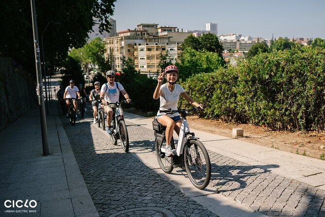 Porto Highlights in 3 Hours E-Bike Tour - Historical, Sightseeing - Visiting Iconic Landmarks