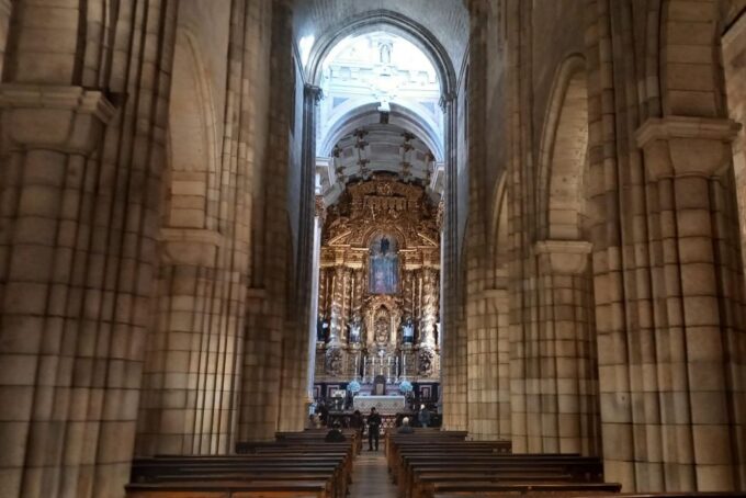 Porto Historic Centre: Private Walking Tour & Cathedral - Frequently Asked Questions