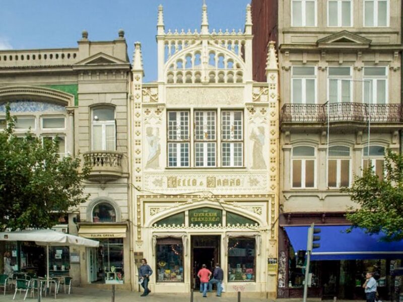 Porto: Historic E-Bike Tour With a Guide - Meeting Point