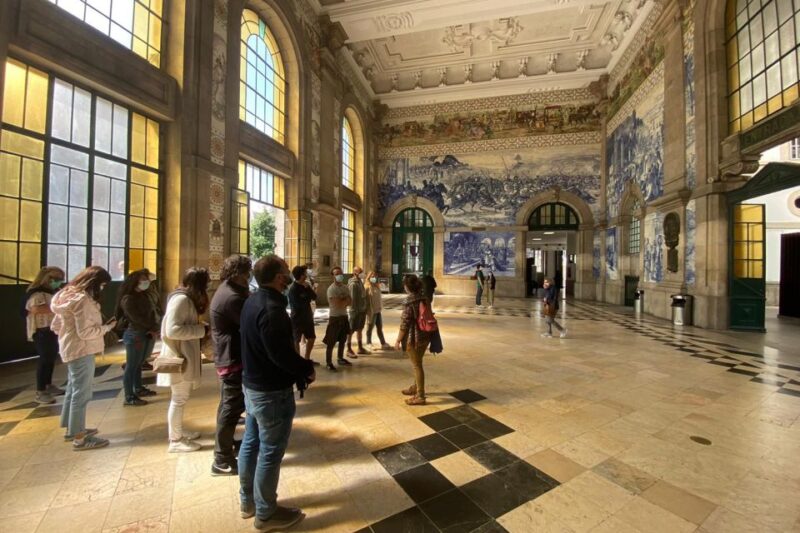 Porto: Historical Center Walking Tour - Itinerary Highlights