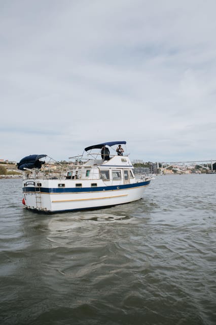 Porto: Innisfree Sunset Classic Boat Cruise 2H - Booking Information