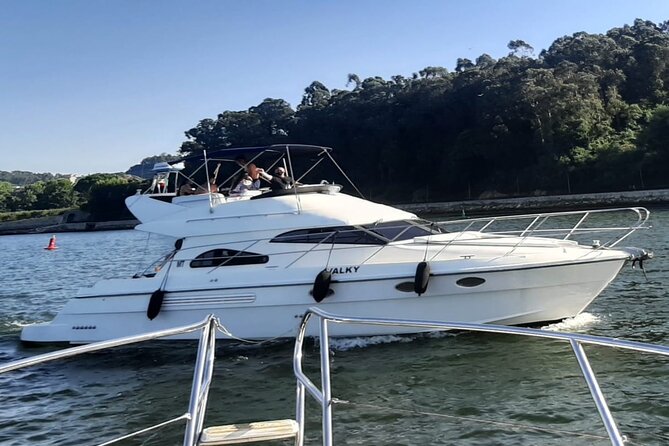 Porto: Luxury Yacht Tour on the Douro River - Sunset or Daytime - Booking Information and Policies