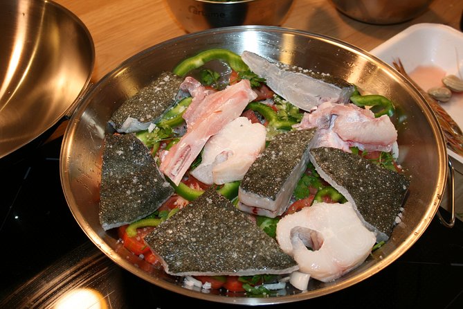Porto Market Tour & Cooking Class - Half Day - Accessibility and Accommodation