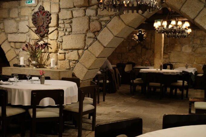 Porto Moonlight Walk & Fado Dinner - Cancellation Policy