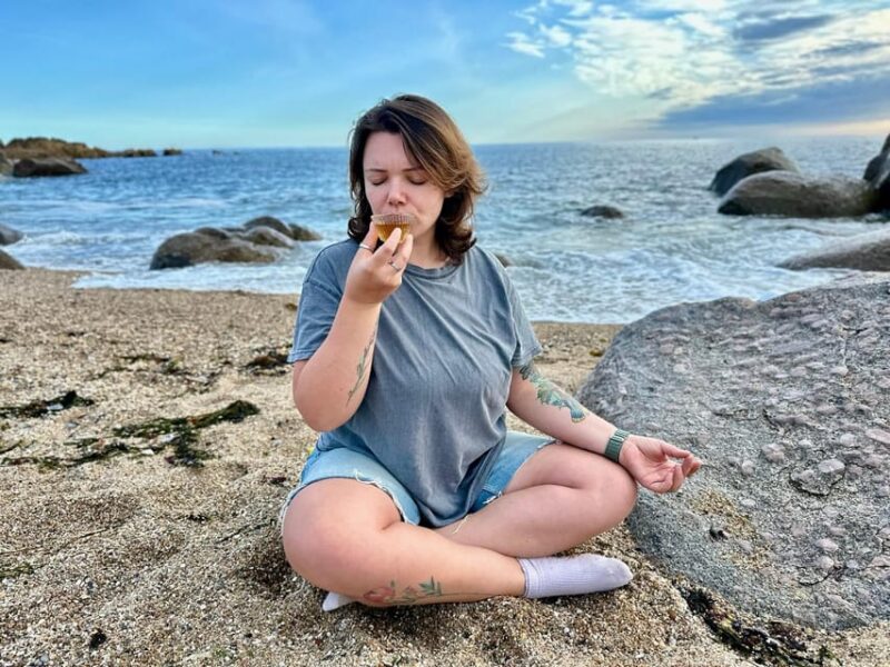 Porto: Oceanfront Tea Meditation Experience - Picturesque Oceanfront Setting